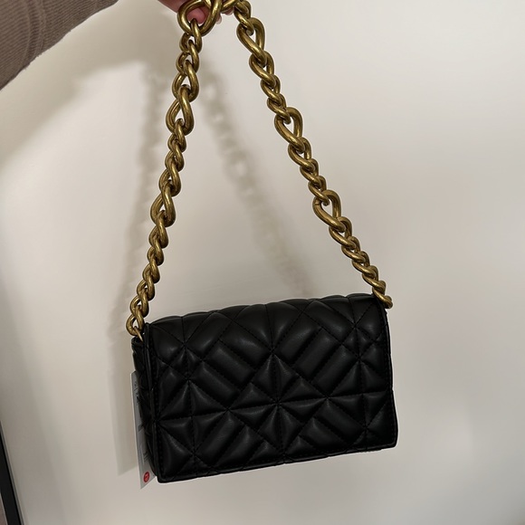 Zara Black Clutch with Gold Chain Strap - Picture 3 of 9